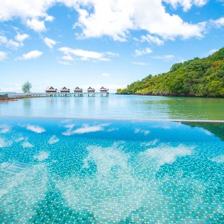 Palau Pacific Resort & The Pristine Villas And Bungalows Koror Exteriör bild