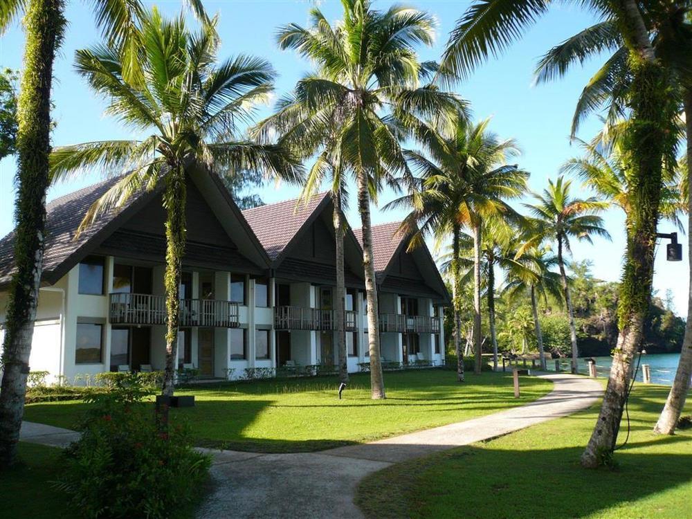 Palau Pacific Resort & The Pristine Villas And Bungalows Koror Exteriör bild