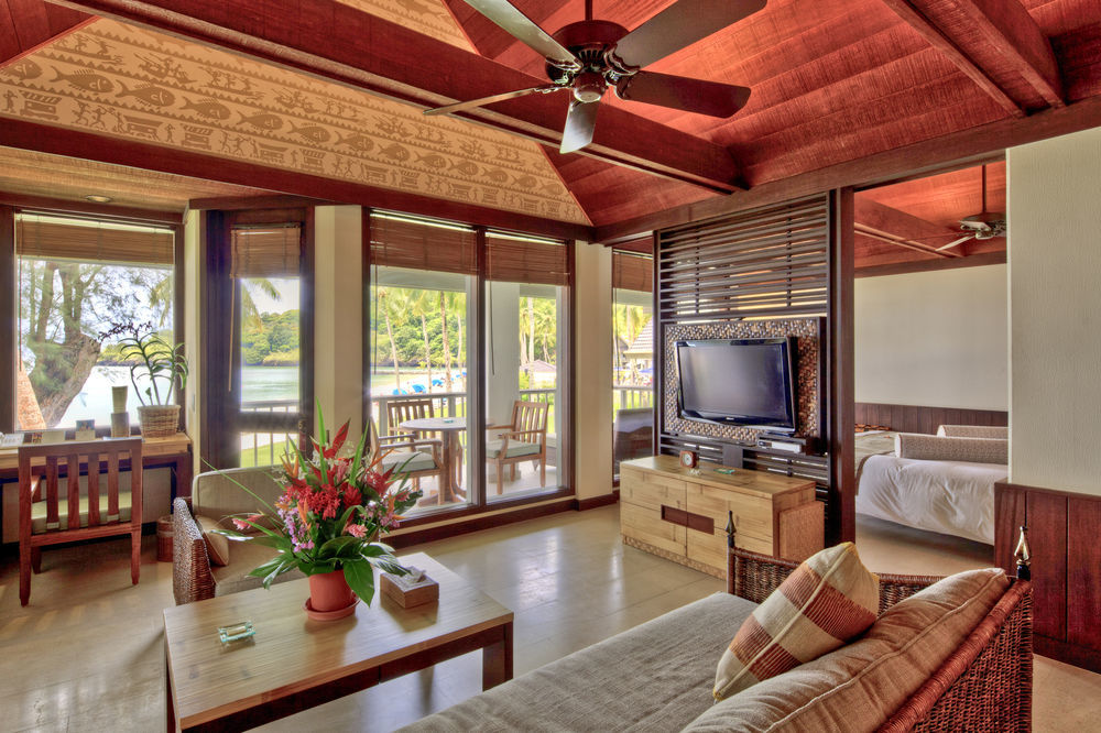 Palau Pacific Resort & The Pristine Villas And Bungalows Koror Exteriör bild