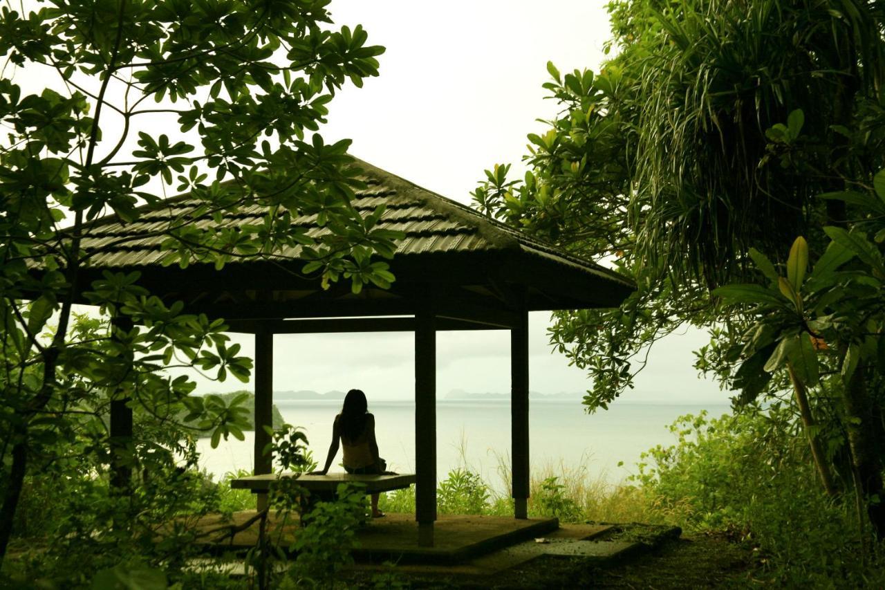 Palau Pacific Resort & The Pristine Villas And Bungalows Koror Exteriör bild